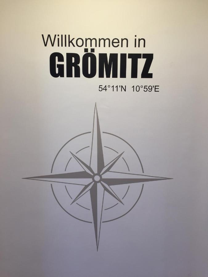 Haus Solymar App. Meerblick Grömitz Esterno foto